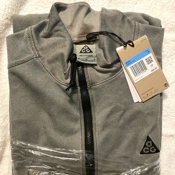 Nike ACG Quarter Zip pullover - Picture 1 of 4